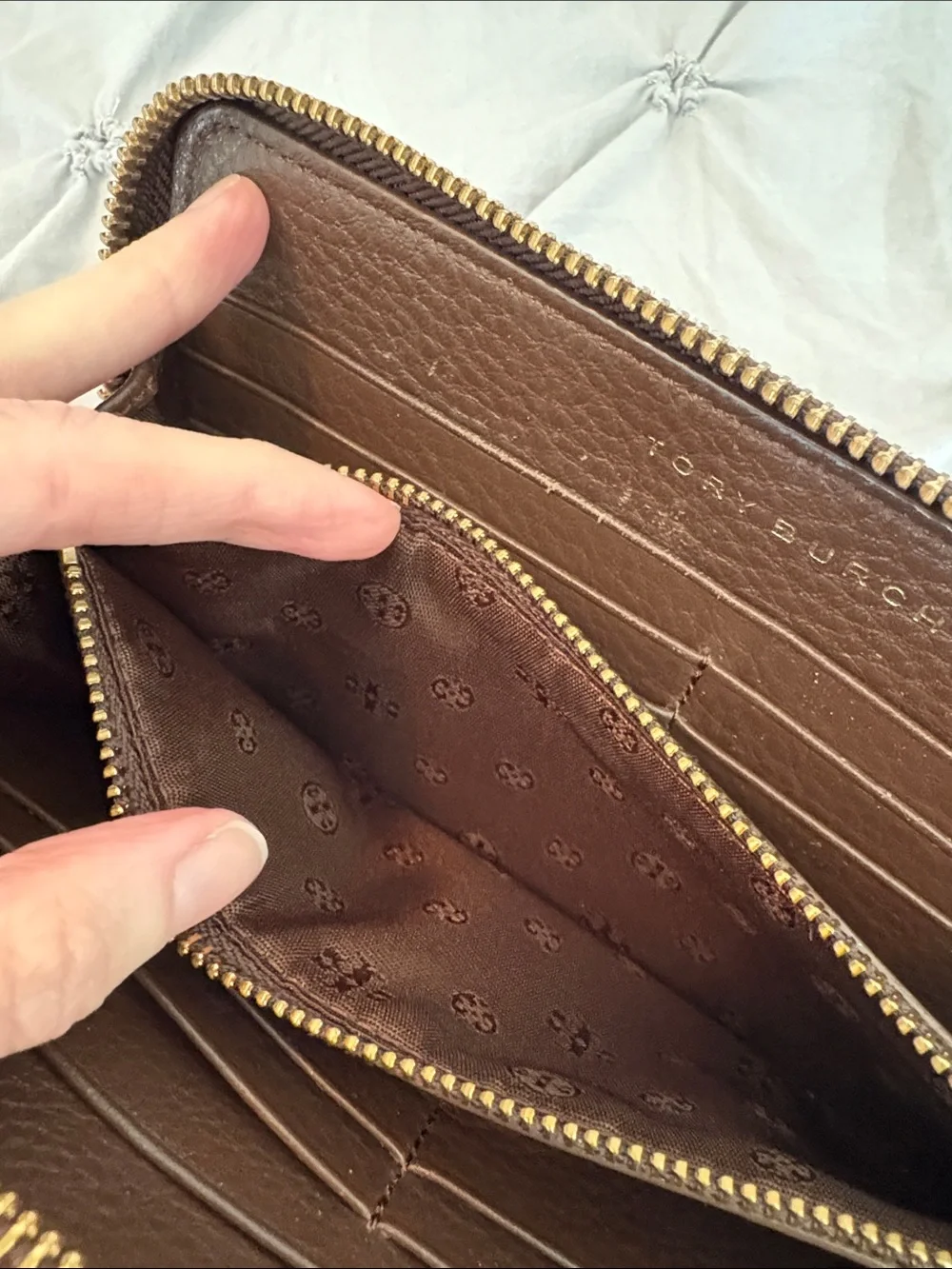 Tory Burch authentic tory